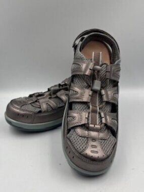 NEW Orthofeet women’s‎ Verona Closed-Toe Fisherman Sandals size 9.5 wide NIB